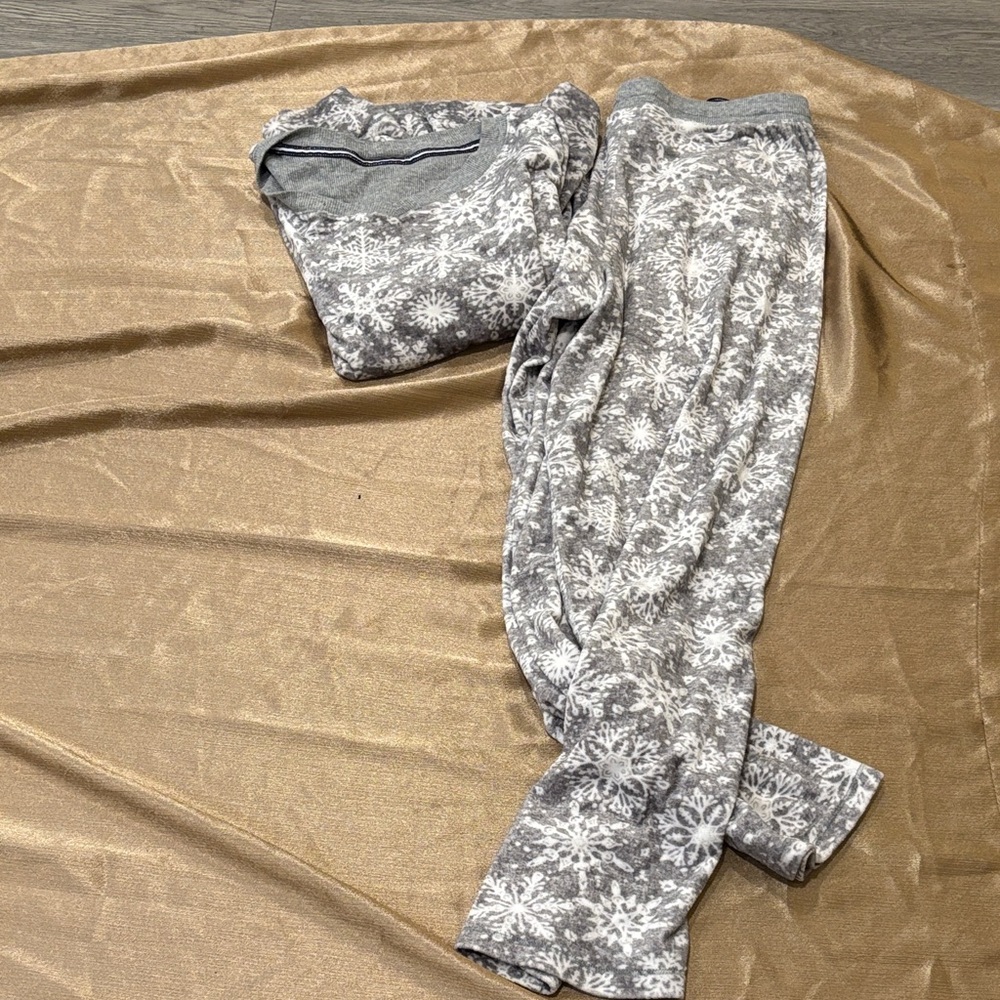 Nautica Gray Pajama Top